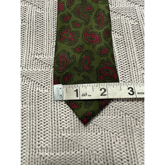 Vintage Macy's green and red paisley silk tie - Picture 5 of 5